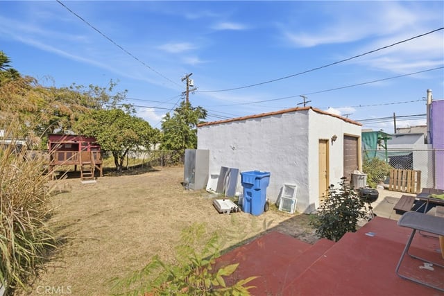 611 W 110th, Los Angeles, CA 90044 — photo 32 of 46