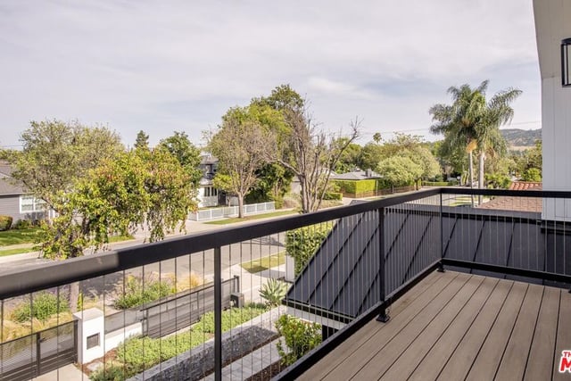 231 S Orchard Drive, Burbank, CA 91506 — photo 31 of 48