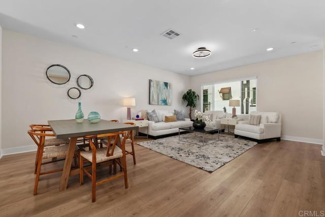 105 Kimberwick Court, Burbank, CA 91506 — photo 6 of 32