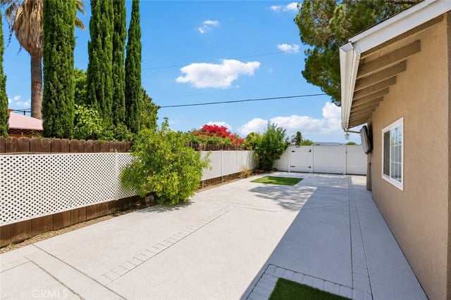 6616 Yolanda Avenue, Reseda, CA 91335 — photo 29 of 40