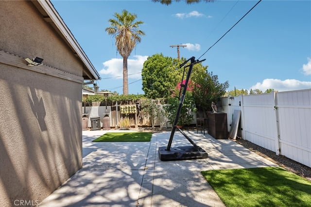 6616 Yolanda Avenue, Reseda, CA 91335 — photo 36 of 40