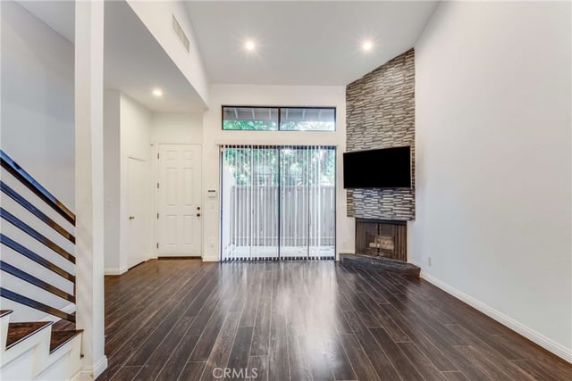 15133 Magnolia Boulevard D, Sherman Oaks, CA 91403 — photo 2 of 17