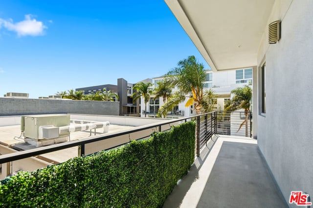 13337 Beach Avenue 403, Los Angeles, CA 90292 — photo 31 of 41