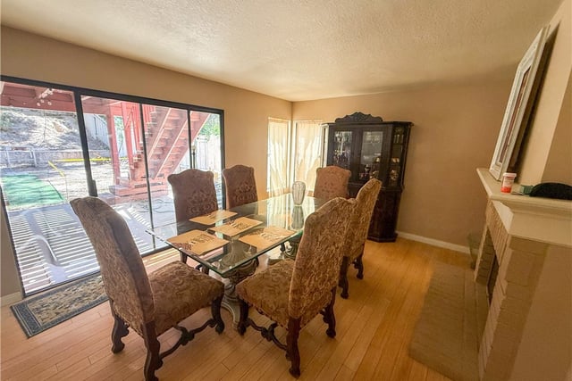28982 Sam Place, Canyon Country, CA 91387 — photo 3 of 9