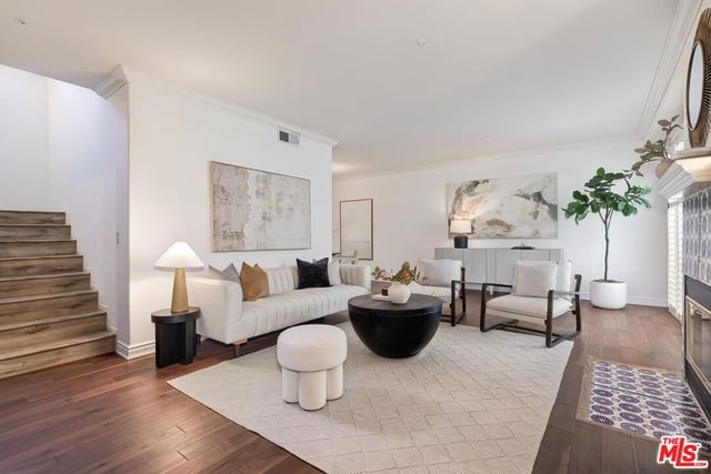 9815 Regent Street 2, Los Angeles, CA 90034 — photo 4 of 32