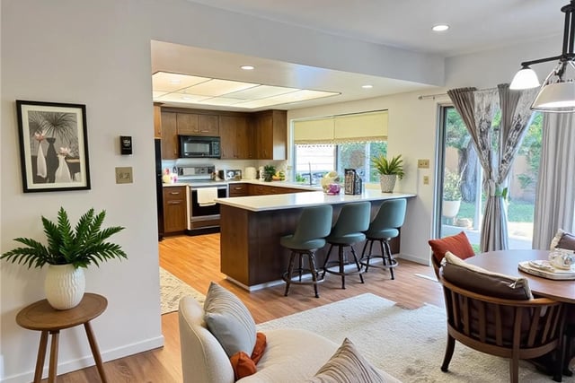 5960 Gundry, Long Beach, CA 90805 — photo 3 of 6