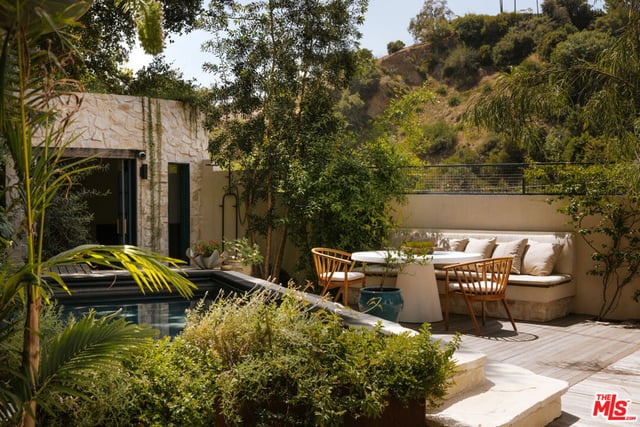 5800 Spring Oak Terrace, Los Angeles, CA 90068 — photo 3 of 21