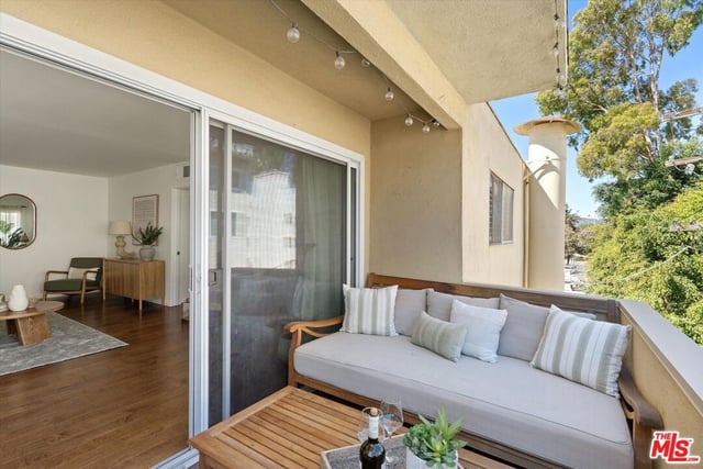1410 S Bentley Avenue 304, Los Angeles, CA 90025 — photo 17 of 26