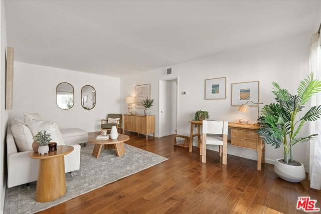 1410 S Bentley Avenue 304, Los Angeles, CA 90025 — photo 3 of 26