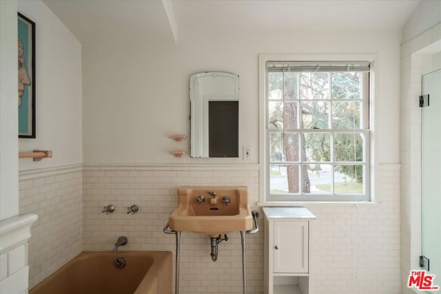 1624 Hillcrest Avenue, Glendale, CA 91202 — photo 34 of 55
