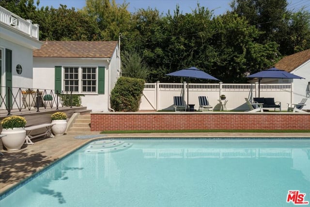 1624 Hillcrest Avenue, Glendale, CA 91202 — photo 43 of 55