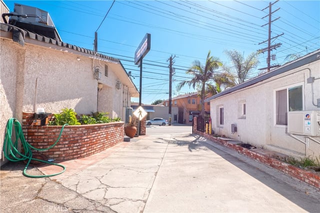 545 S Indiana, Los Angeles, CA 90063 — photo 24 of 46