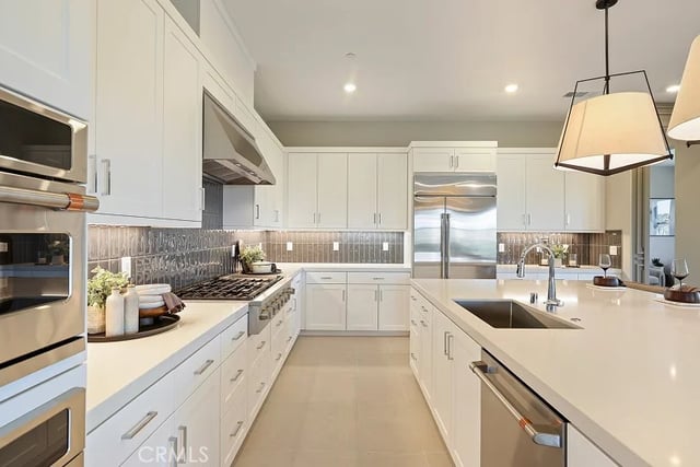 29802 Camino La Cumbre, Valencia, CA 91354 — photo 2 of 39