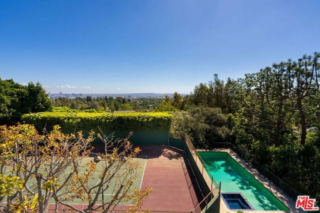 1000 N Alpine Drive, Beverly Hills, CA 90210 — photo 15 of 40