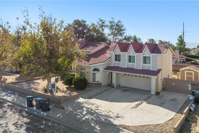 1642 Lauterbach, Lancaster, CA 93535 — photo 9 of 36