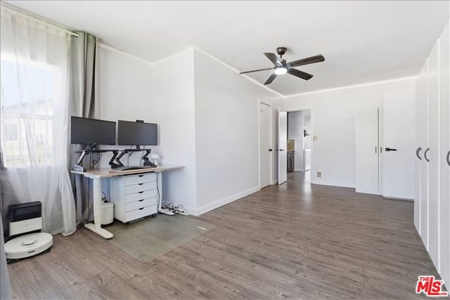 1232 W 74th Street, Los Angeles, CA 90044 — photo 3 of 19