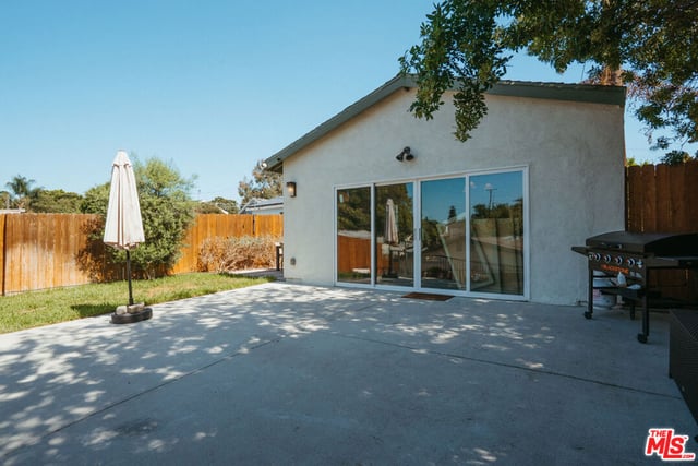 1316 N Chester Avenue, Inglewood, CA 90302 — photo 34 of 43