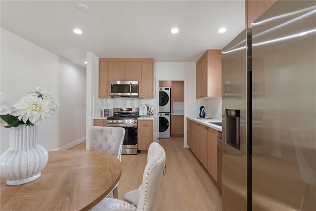 341 Douglas St, Los Angeles, CA 90026 — photo 17 of 34