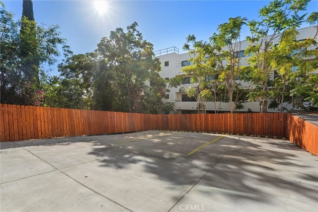 341 Douglas St, Los Angeles, CA 90026 — photo 30 of 34