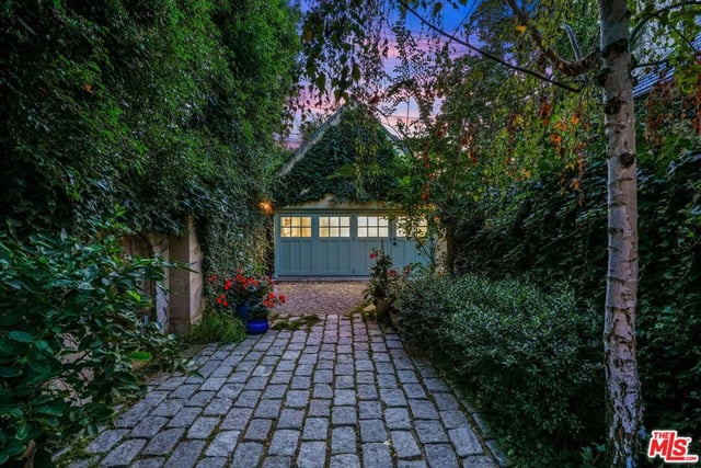 343 S Bundy Drive, Los Angeles, CA 90049 — photo 35 of 49