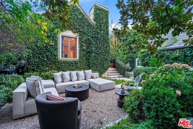 343 S Bundy Drive, Los Angeles, CA 90049 — photo 39 of 49