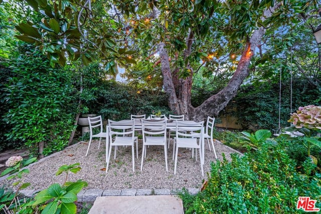 343 S Bundy Drive, Los Angeles, CA 90049 — photo 41 of 49