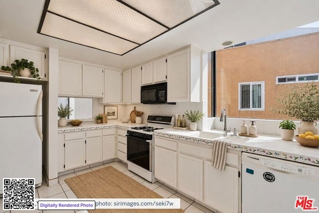 500 S Barrington Avenue 6, Los Angeles, CA 90049 — photo 3 of 14