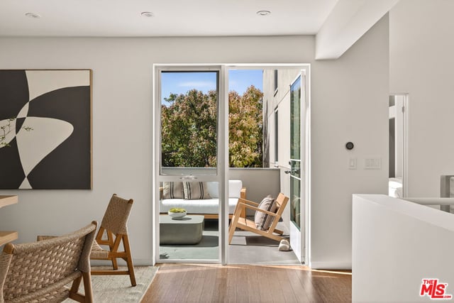 2409 Wilson Avenue, Venice, CA 90291 — photo 13 of 24
