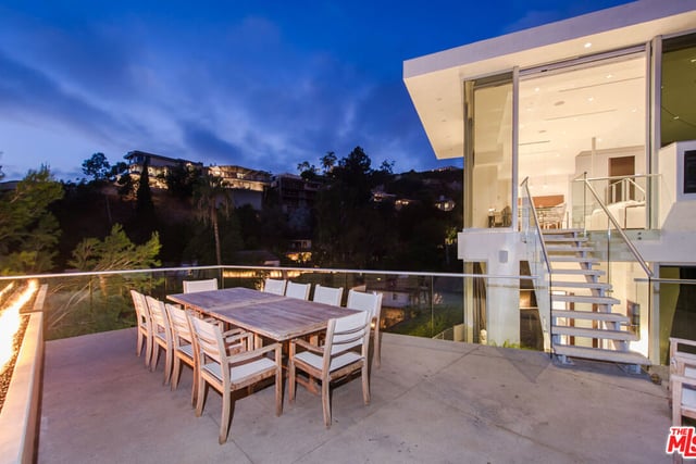 9274 Sierra Mar, Los Angeles, CA 90069 — photo 13 of 68