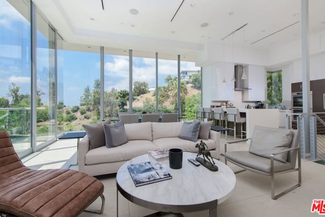 9274 Sierra Mar, Los Angeles, CA 90069 — photo 26 of 68