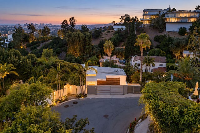 9274 Sierra Mar, Los Angeles, CA 90069 — photo 59 of 68
