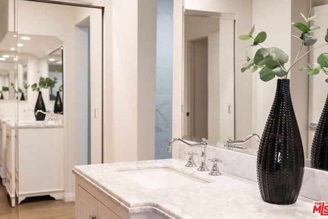 1920 Pandora Avenue 8, Los Angeles, CA 90025 — photo 29 of 35