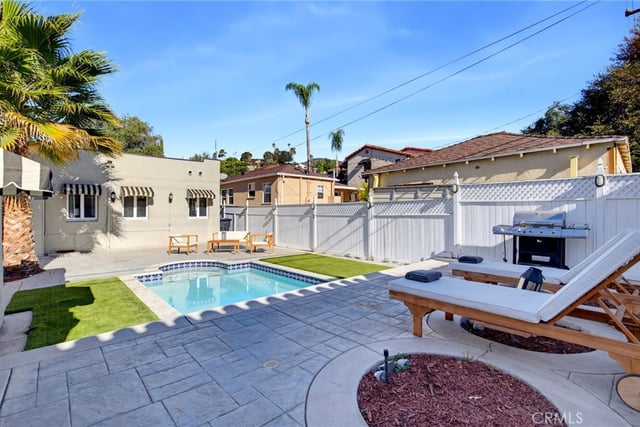1304 Carmen Drive, Glendale, CA 91207 — photo 32 of 40