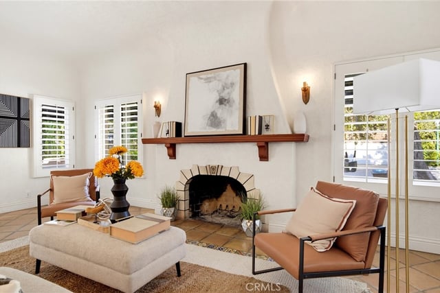 1304 Carmen Drive, Glendale, CA 91207 — photo 7 of 40