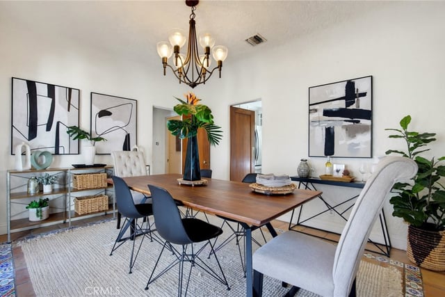 1304 Carmen Drive, Glendale, CA 91207 — photo 9 of 40