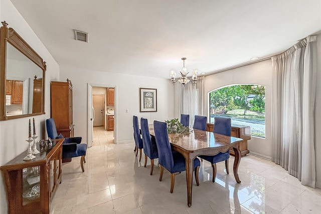 9525 Encino, Northridge, CA 91325 — photo 11 of 60