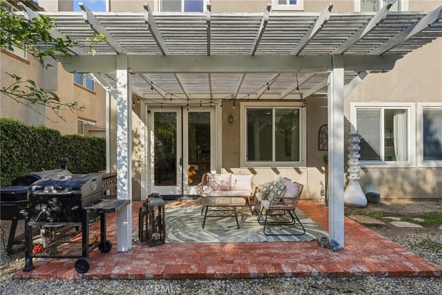 13365 Los Olivos, Sylmar, CA 91342 — photo 33 of 38