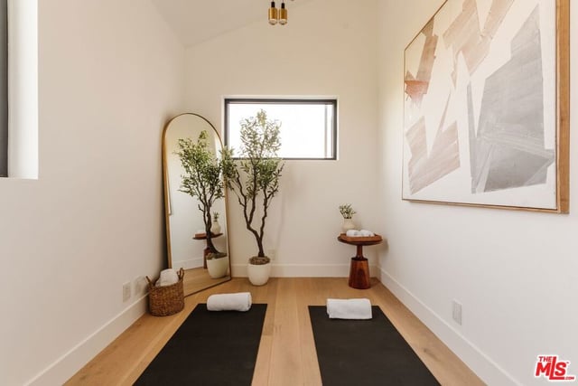12906 Rubens Avenue, Los Angeles, CA 90066 — photo 36 of 45