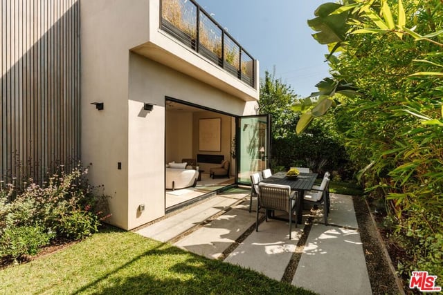 12906 Rubens Avenue, Los Angeles, CA 90066 — photo 5 of 45