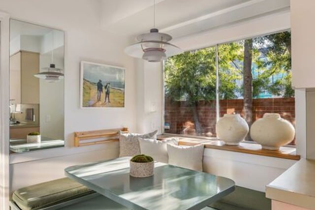 600 Hanley Place, Los Angeles, CA 90049 — photo 8 of 31