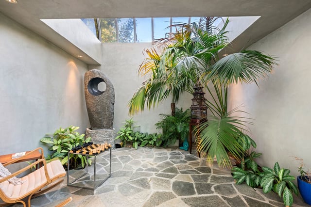 11927 Ashdale Lane, Studio City, CA 91604 — photo 5 of 27