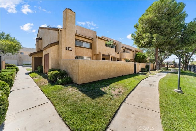 1830 E Avenue J2 3, Lancaster, CA 93535 — photo 3 of 58