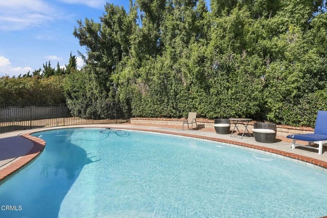 79 E Avenida De Los Arboles, Thousand Oaks, CA 91360 — photo 35 of 51