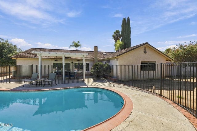 79 E Avenida De Los Arboles, Thousand Oaks, CA 91360 — photo 39 of 51
