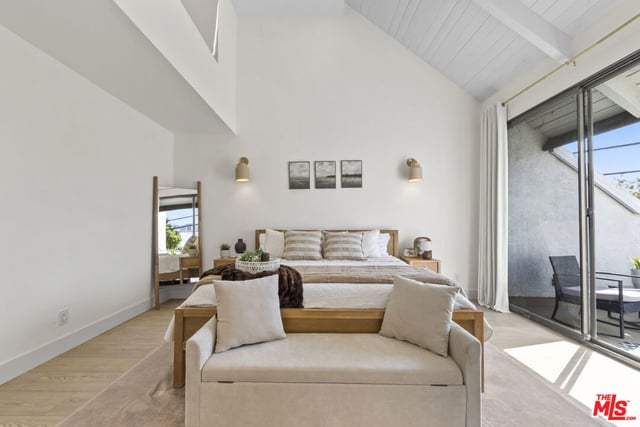 10720 Ohio Avenue 21, Los Angeles, CA 90024 — photo 15 of 33