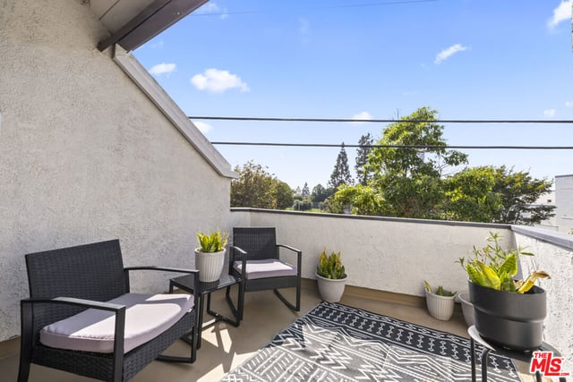 10720 Ohio Avenue 21, Los Angeles, CA 90024 — photo 27 of 33