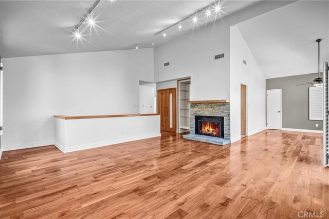 5217 Marmol, Woodland Hills, CA 91364 — photo 9 of 38