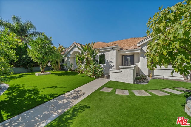 6243 Fallbrook Avenue, Woodland Hills, CA 91367 — photo 4 of 46