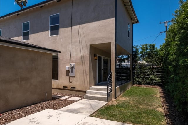 4248 Mclaughlin Avenue, Los Angeles, CA 90066 — photo 42 of 46