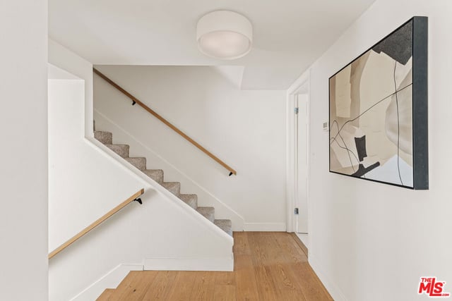 4914 McConnell Avenue 1/2, Los Angeles, CA 90066 — photo 13 of 27